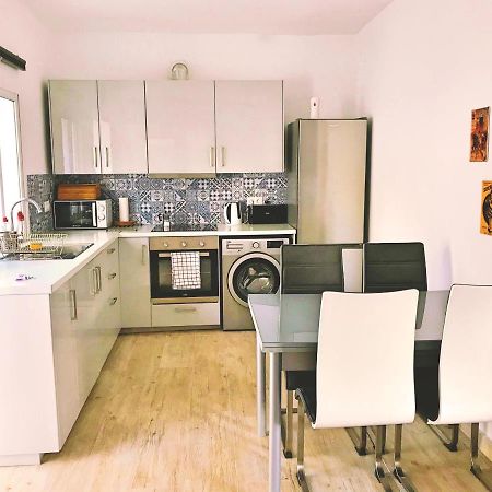 Town House With Patio In Quiet Residential Area 10 Min From Beach Торремолинос Экстерьер фото